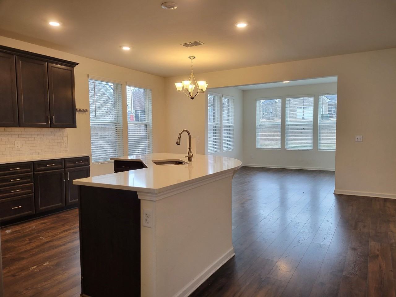 5045 Sunflower Ln - Photo 6 of 30