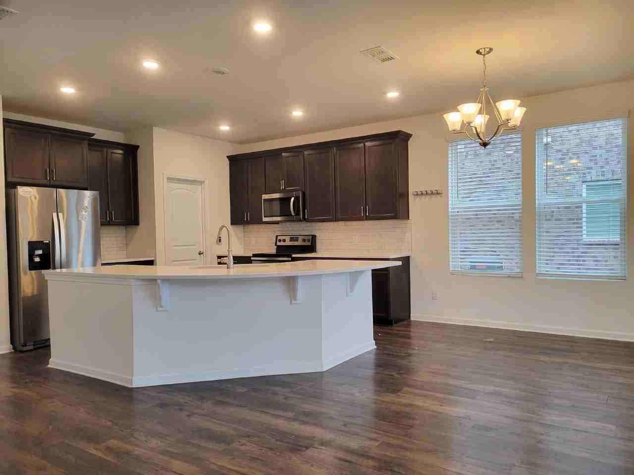 5045 Sunflower Ln - Photo 7 of 30