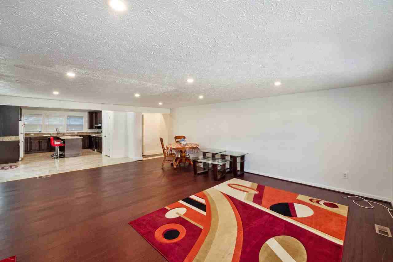 6225 Wilmington Dr - Photo 3 of 25