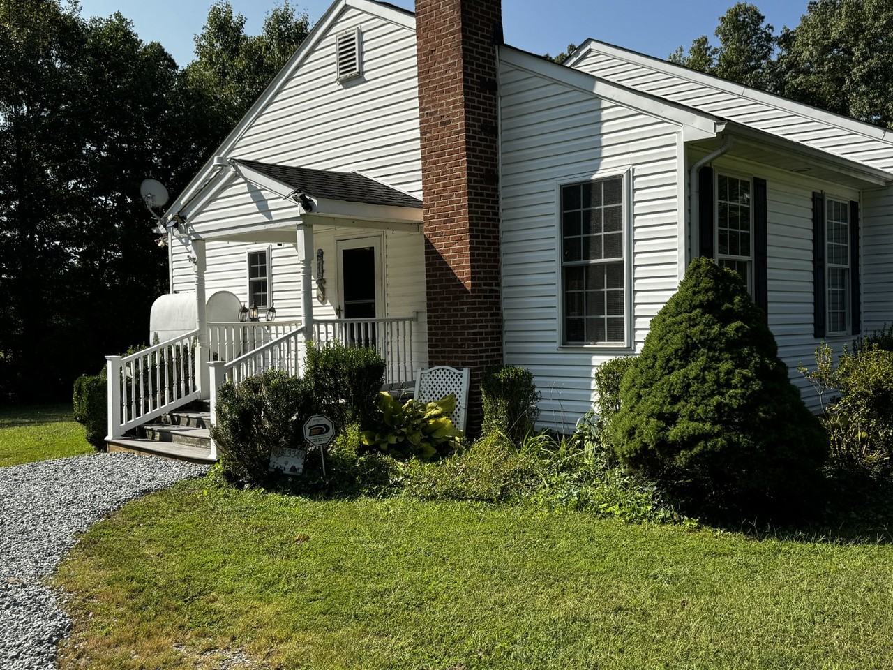 13340 Villeboro Rd - Photo 3 of 29