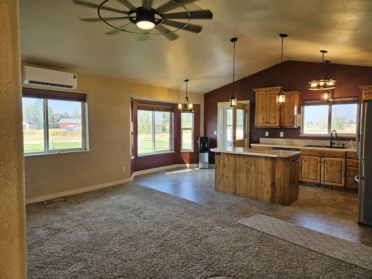4007 E 66 N #NA - Photo 2 of 32