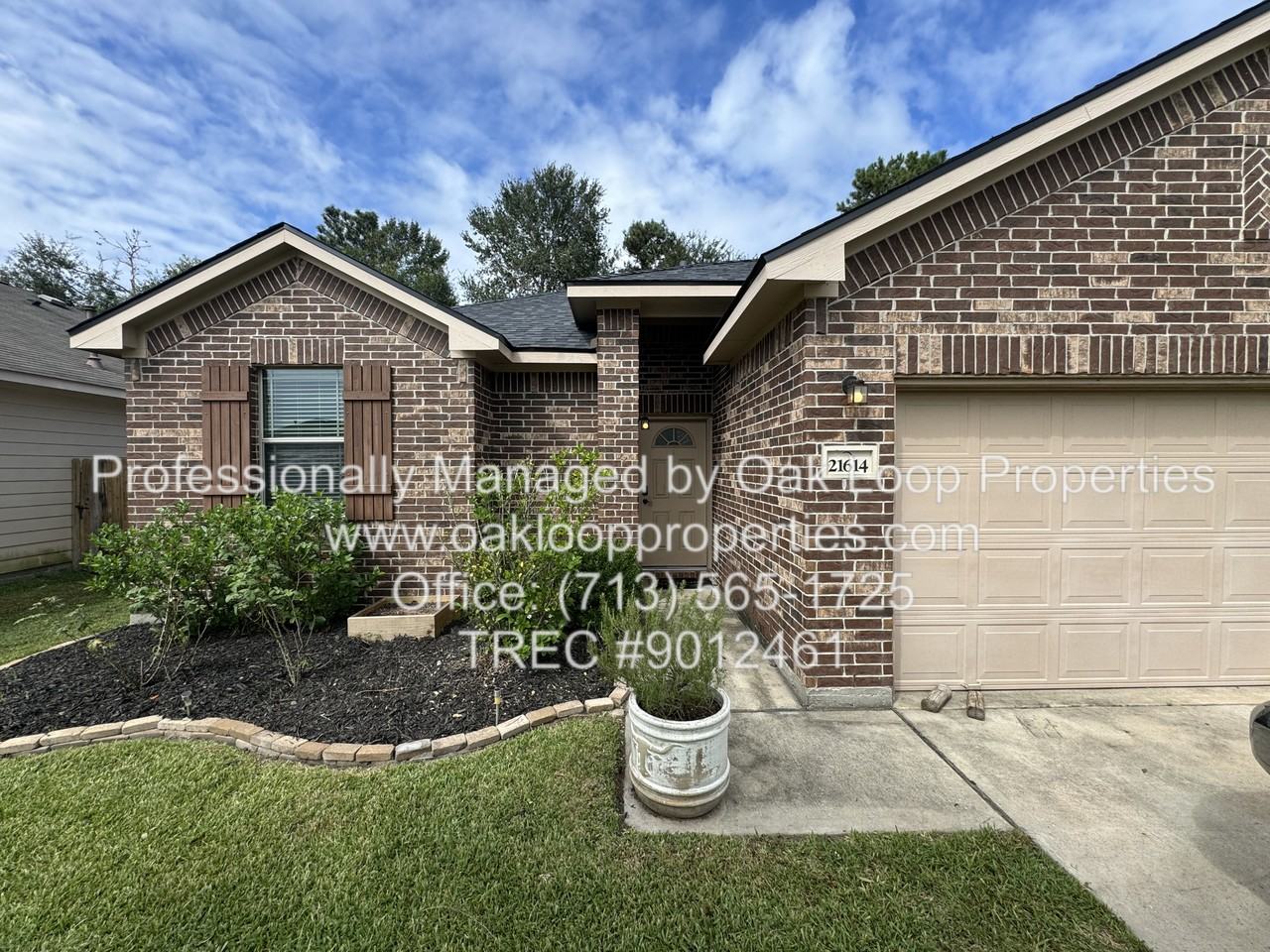 21614 Alexandria Forest Court - Photo 2 of 11