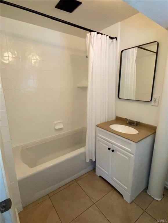 832 E 7th St #832 - Photo 3 of 6