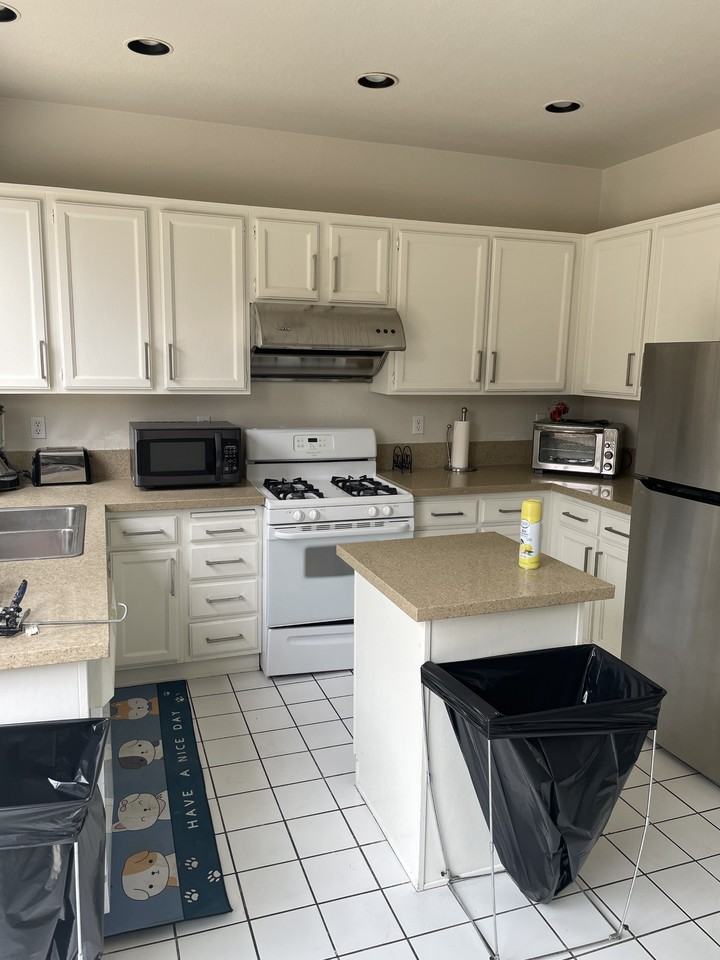 7575 W Diablo Dr #NA - Photo 4 of 7