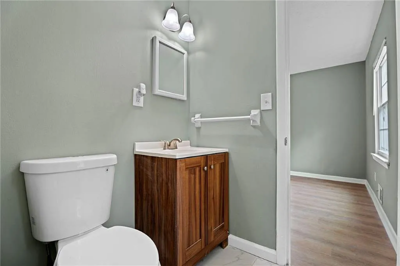 6876 Maddox Rd - Photo 4 of 13