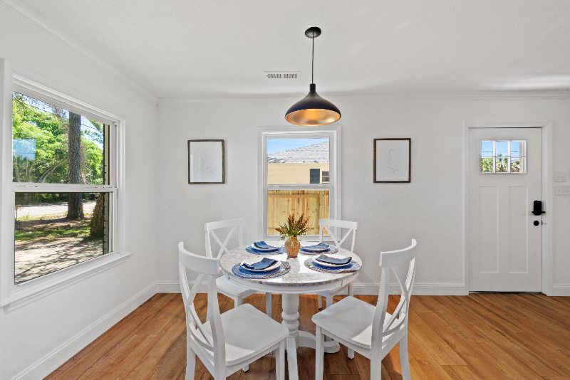 405 11th Ave S - Photo 3 of 19