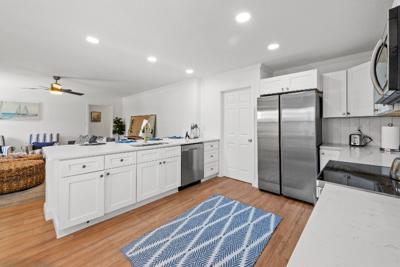 405 11th Ave S - Photo 7 of 19