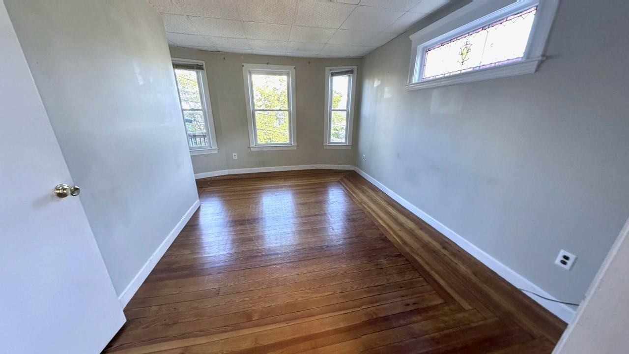 14 Dow Street, Unit 2 - Photo 5 of 22