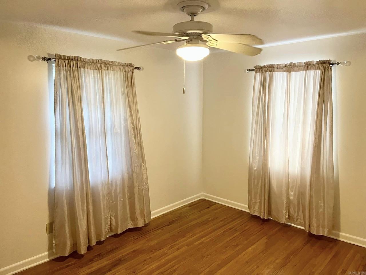 9007 Cloverhill Rd - Photo 7 of 14