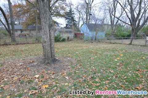 8507 E 98th Terrace - Photo 2 of 11