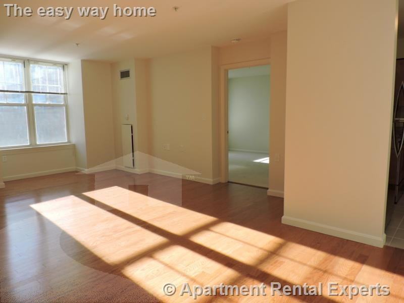 632 Massachusetts Ave #403 - Photo 6 of 14