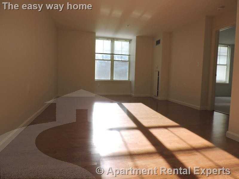 632 Massachusetts Ave #403 - Photo 7 of 14