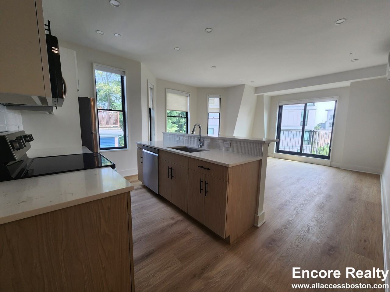 69 Bailey St #308
