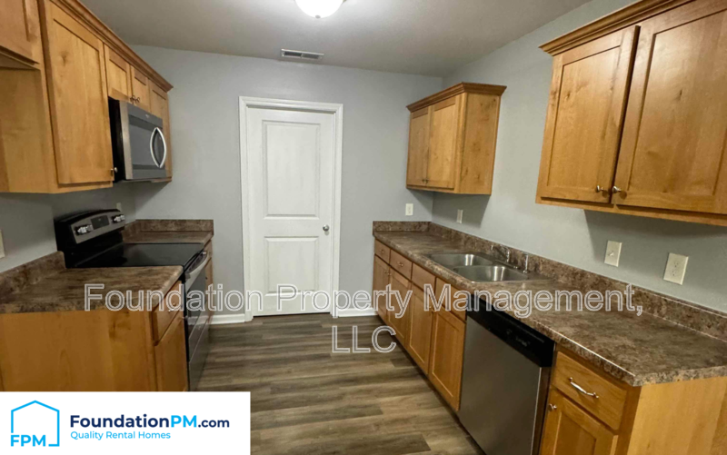 238 Brook Hollow Dr - Photo 3 of 18