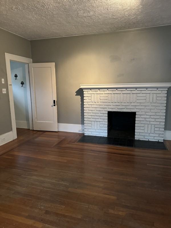 2796 Forbes St - Photo 2 of 13
