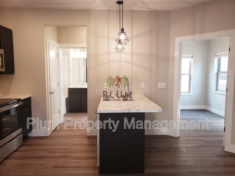808 Prince St #104 - Photo 5 of 15