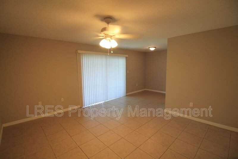 4723 S Texas Ave - Photo 4 of 17