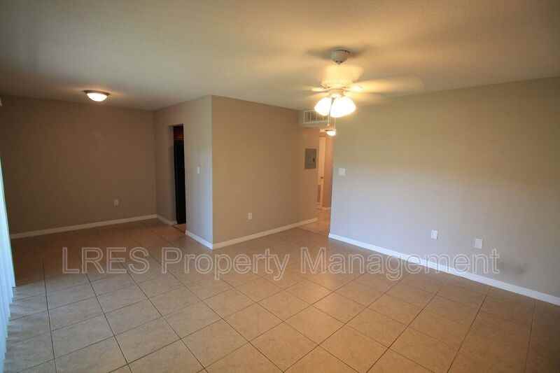 4723 S Texas Ave - Photo 6 of 17