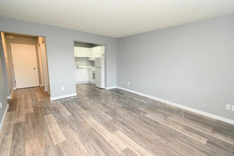 776 Vaughan St #105 - Photo 4 of 10