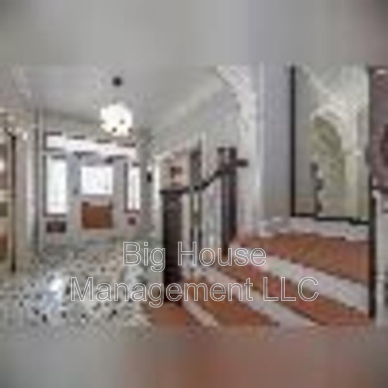 3407 Elgin Avenue #4 - Photo 4 of 7