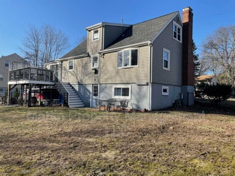 533 Water St - Photo 2 of 11
