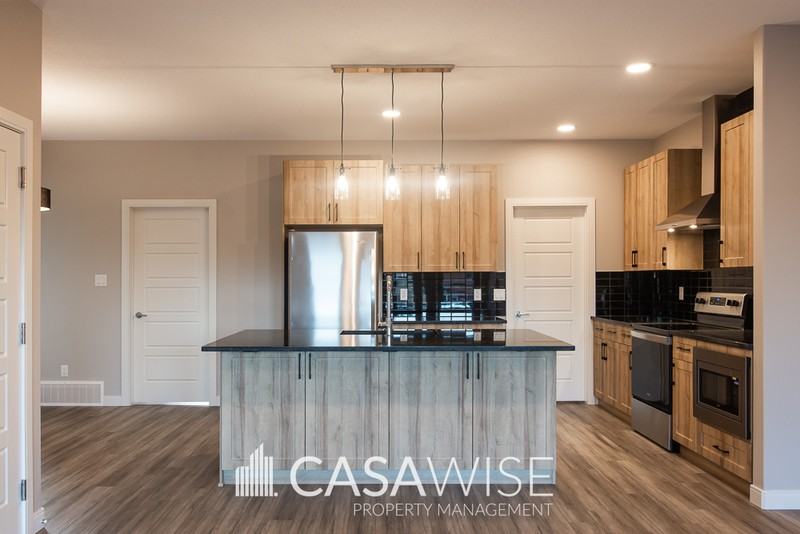 7811 Yorke Rd Nw #MAIN - Photo 6 of 19