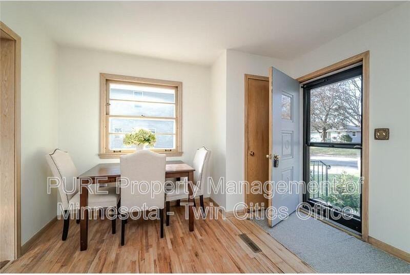 1331 Lancaster Ave - Photo 2 of 44