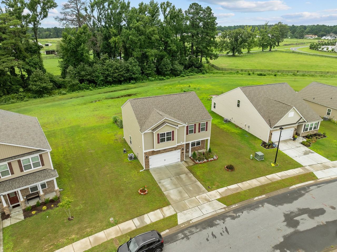 4444 Marthas Village Ln - Photo 2 of 6