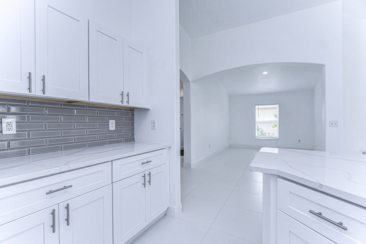 2227 Colville Chase Dr - Photo 6 of 30