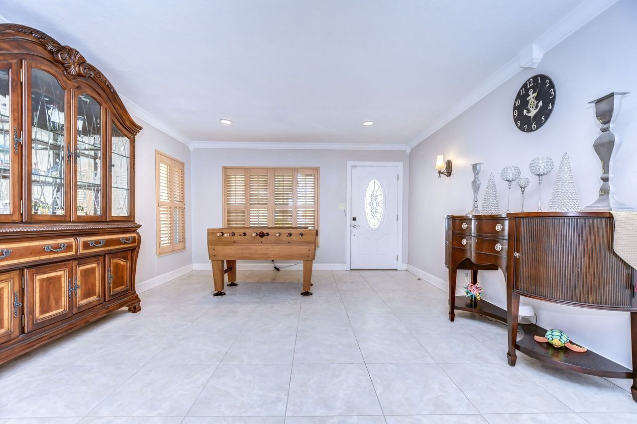 3912 Fontainebleau Dr - Photo 4 of 44