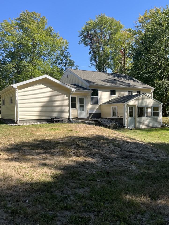 18173 148th Ave - Photo 2 of 23