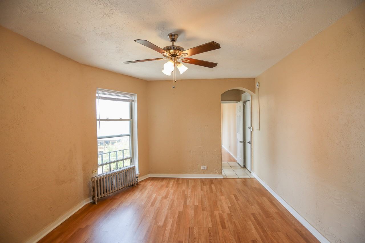 910 Lawrence Avenue #307 - Photo 3 of 7