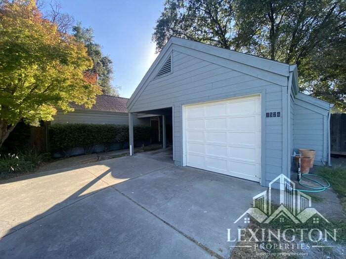1524 Meadowlark Way - Photo 2 of 48