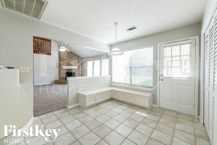 14111 Blazey Dr - Photo 3 of 15