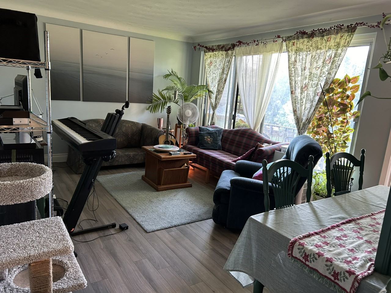 1028 Meadow Park Pl 4 - Photo 2 of 8