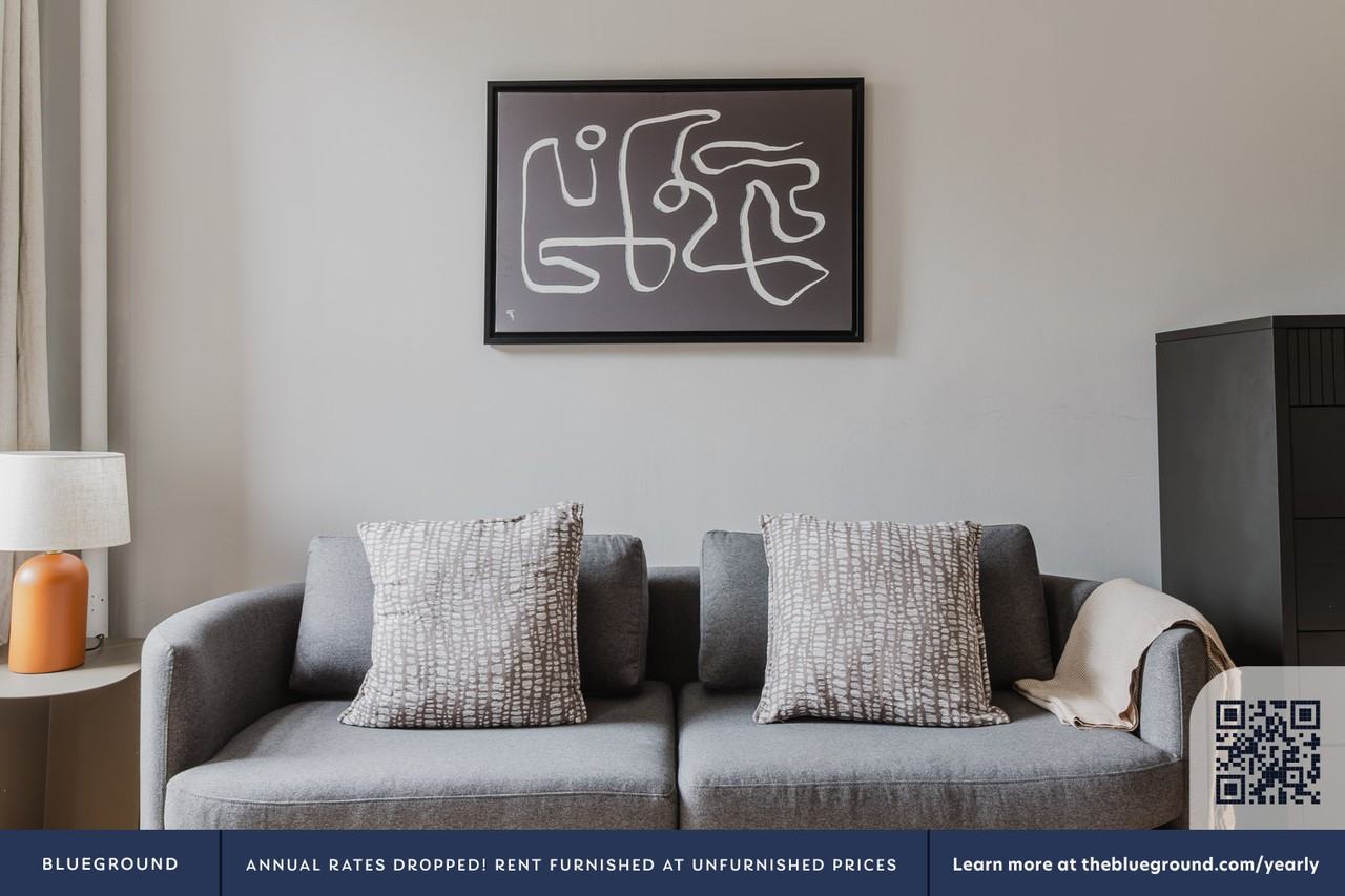 51 Leroy Street - Photo 4 of 20