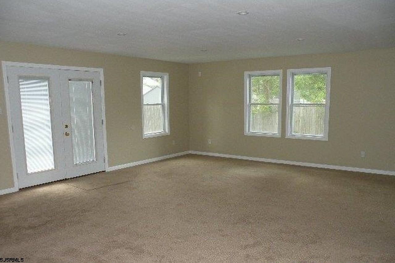 609 Seminole Ave - Photo 2 of 10