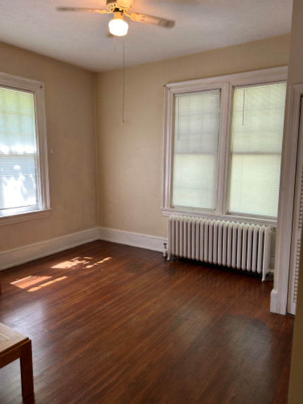 713 Chestnut Avenue #1 - Photo 3 of 11