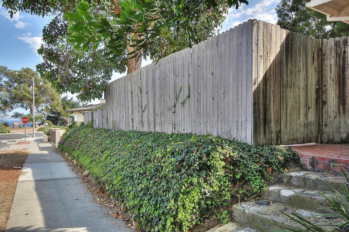 1201 Del Oro Ave - Photo 2 of 20