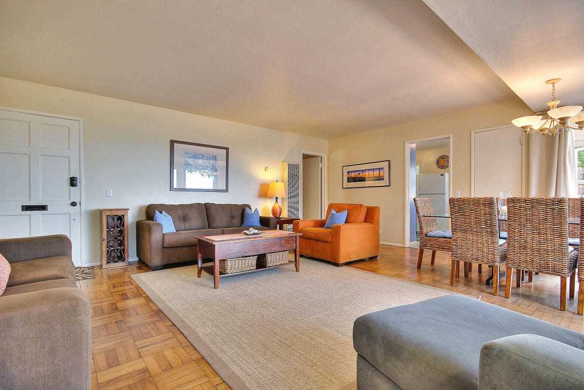 1201 Del Oro Ave - Photo 3 of 20