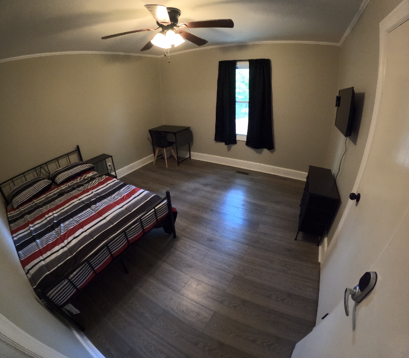 120 Longview Dr - Photo 3 of 7