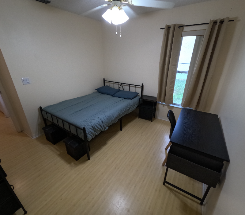 1931 Cleveland St Ne - Photo 4 of 12