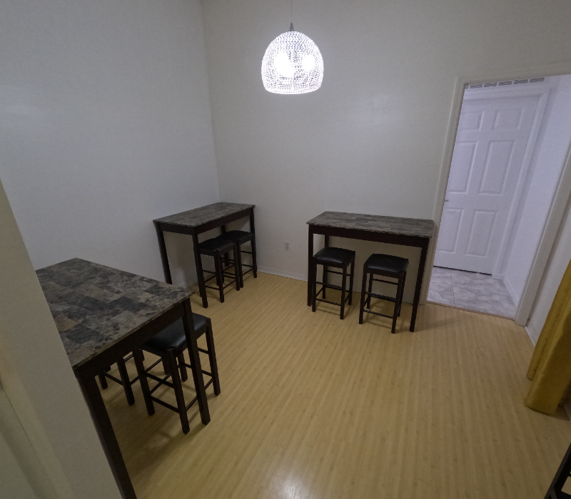 1931 Cleveland St Ne - Photo 7 of 12