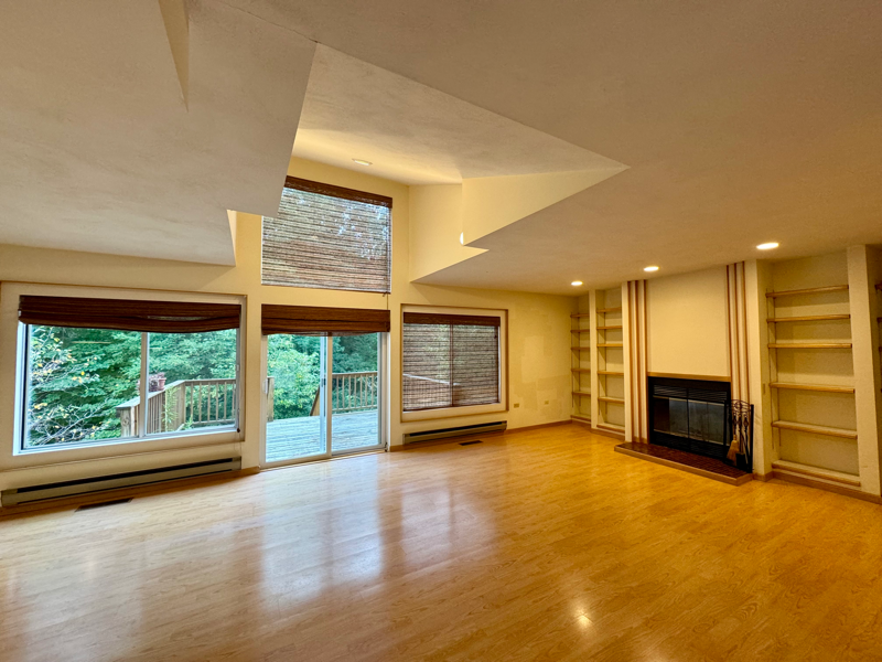 113 Penny Ln - Photo 4 of 20