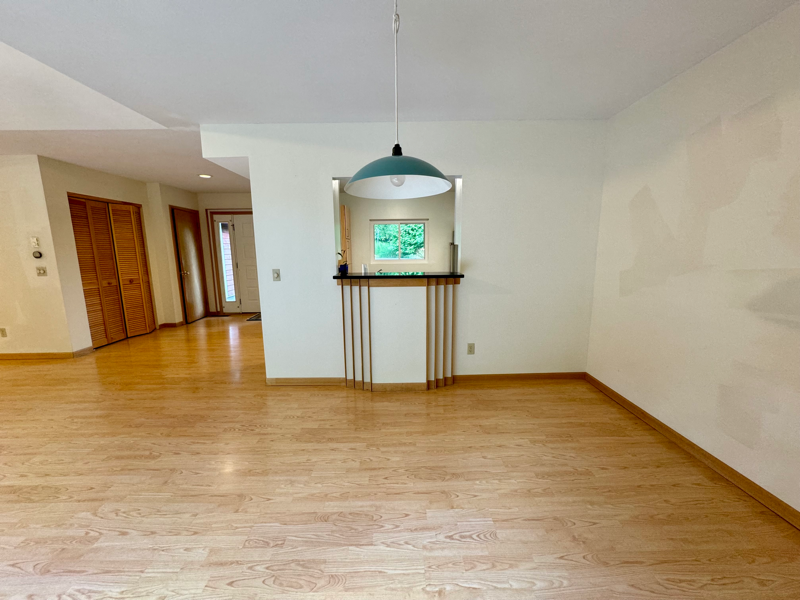 113 Penny Ln - Photo 5 of 20