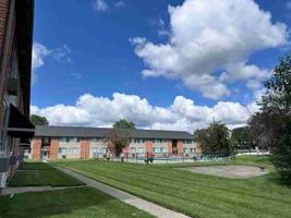 featured image of 1879 Wmile Rd Madison Heights Mi #31