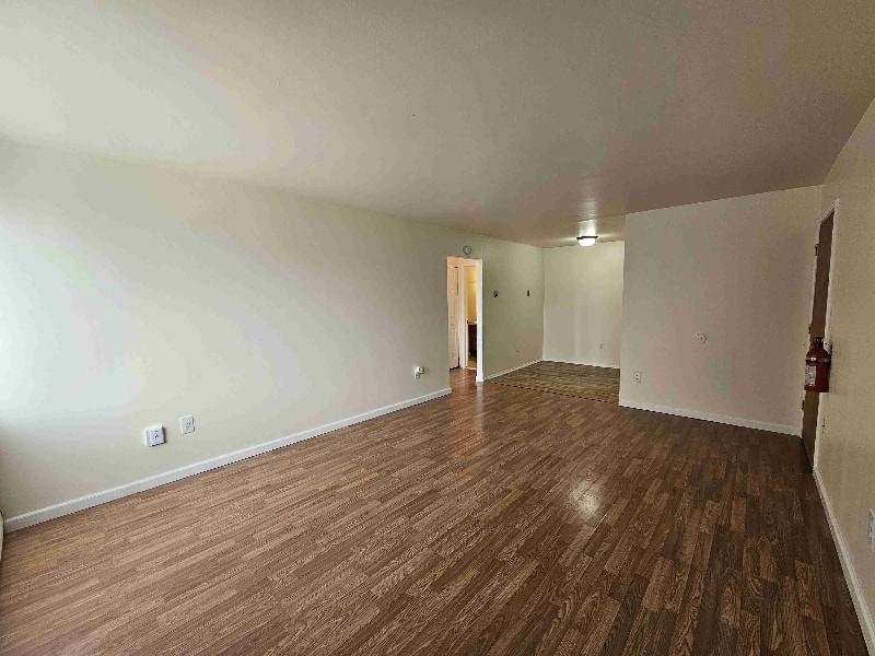 1879 Wmile Rd Madison Heights Mi #31 - Photo 4 of 12