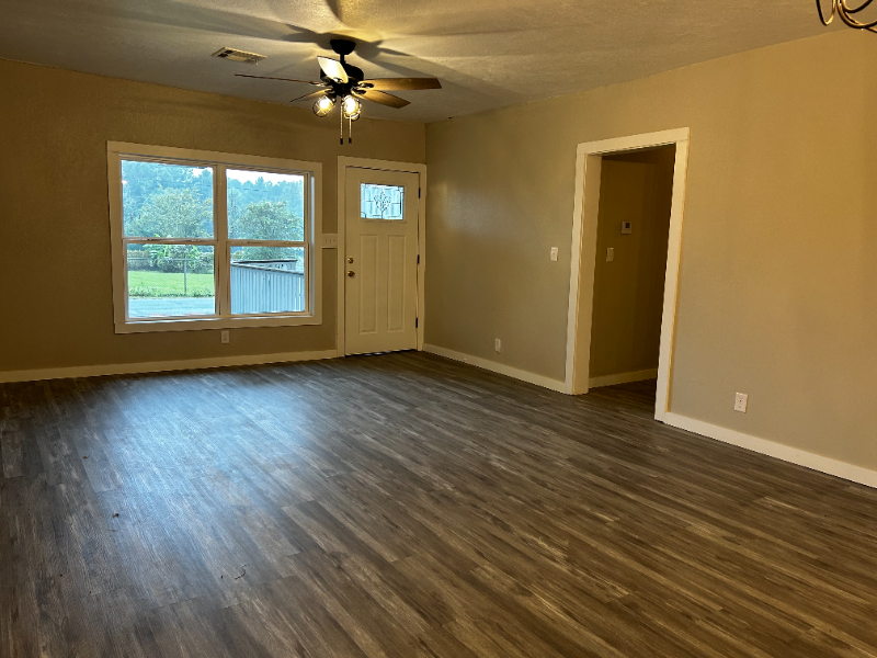 116 Harper St - Photo 3 of 20