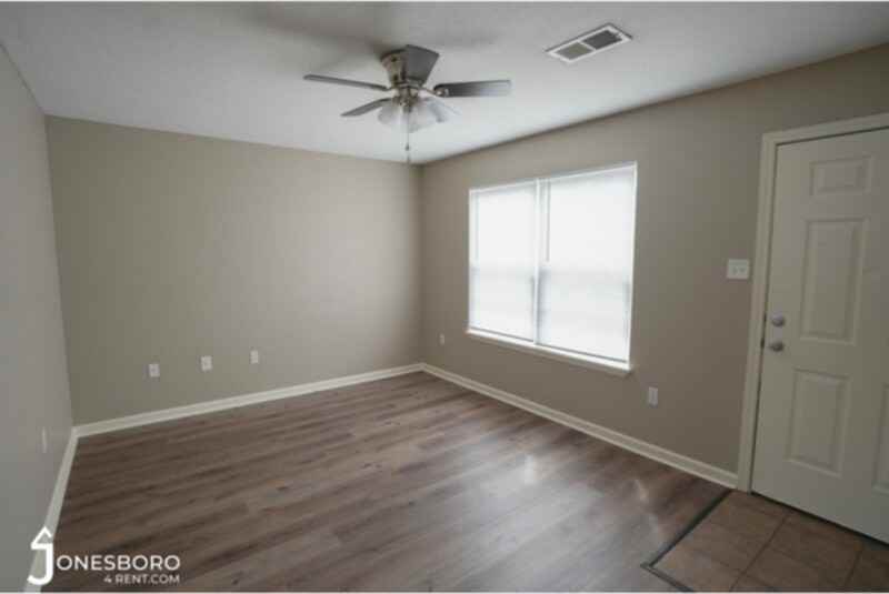 1613 Latourette Ln #F - Photo 4 of 11