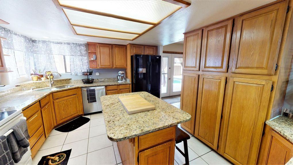 1950 S Saguaro Cir #5 - Photo 7 of 19